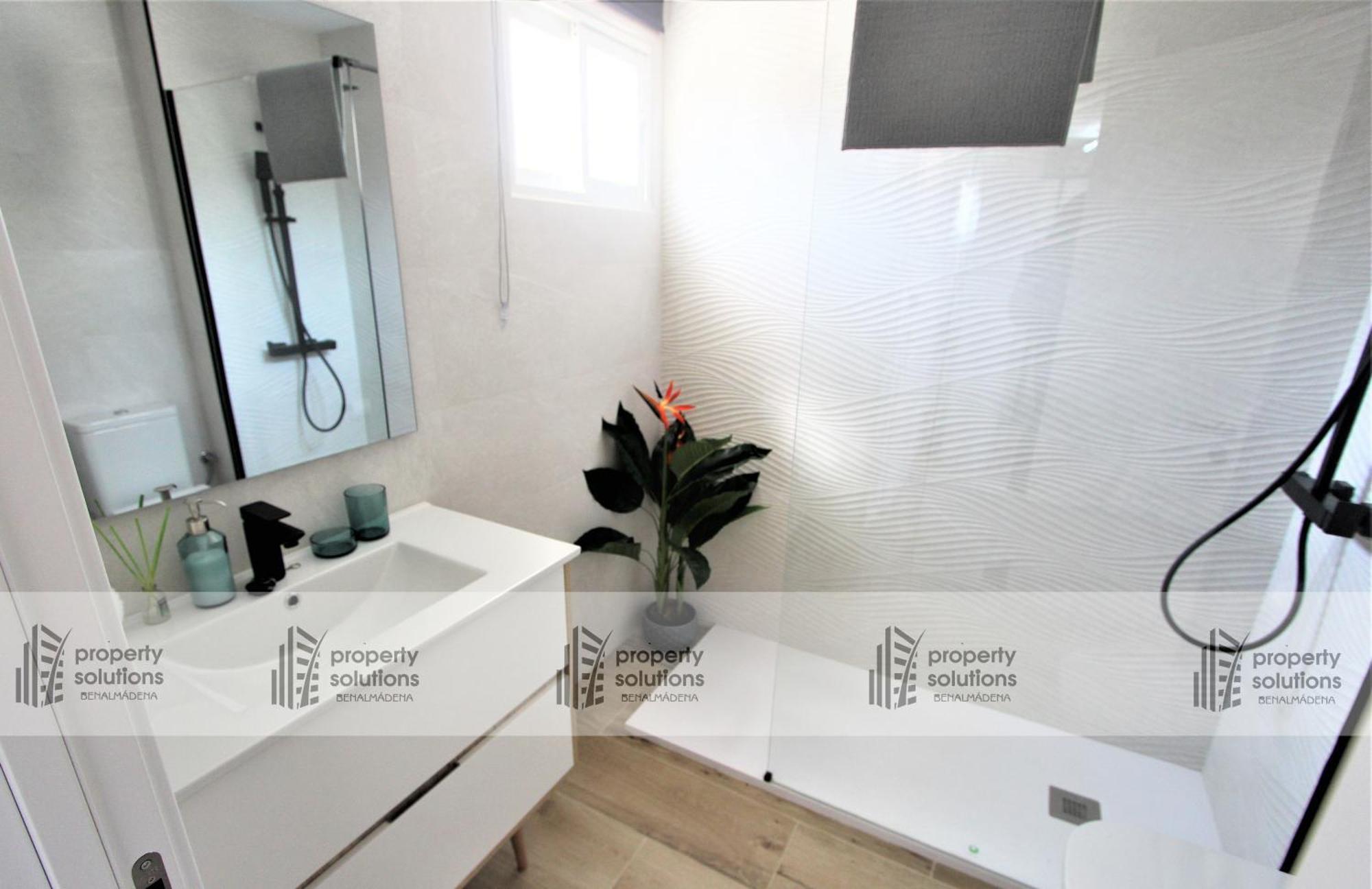 Appartement Carihuela Playa - 2ª Linea De Playa - Piscina - Parking Gratis à Torremolinos Extérieur photo